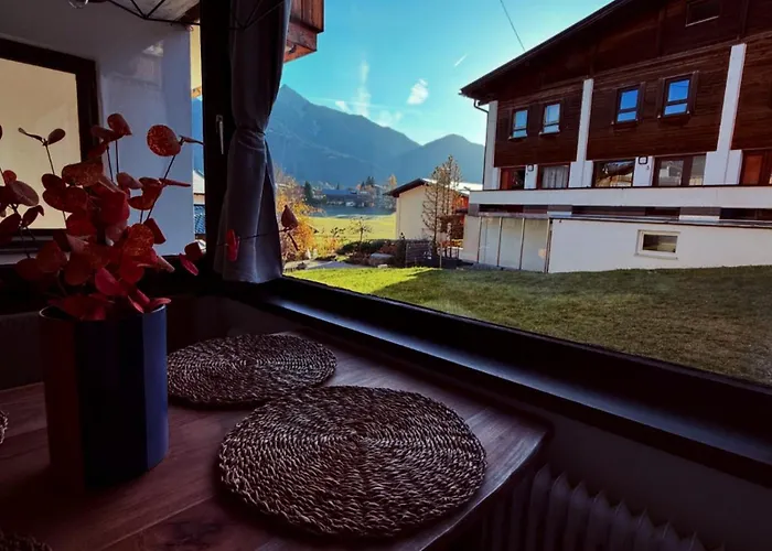 Gemuetliches Apartment Seefeld And Chill Calm Im Zentrum, Netflix & Wlan For Free!