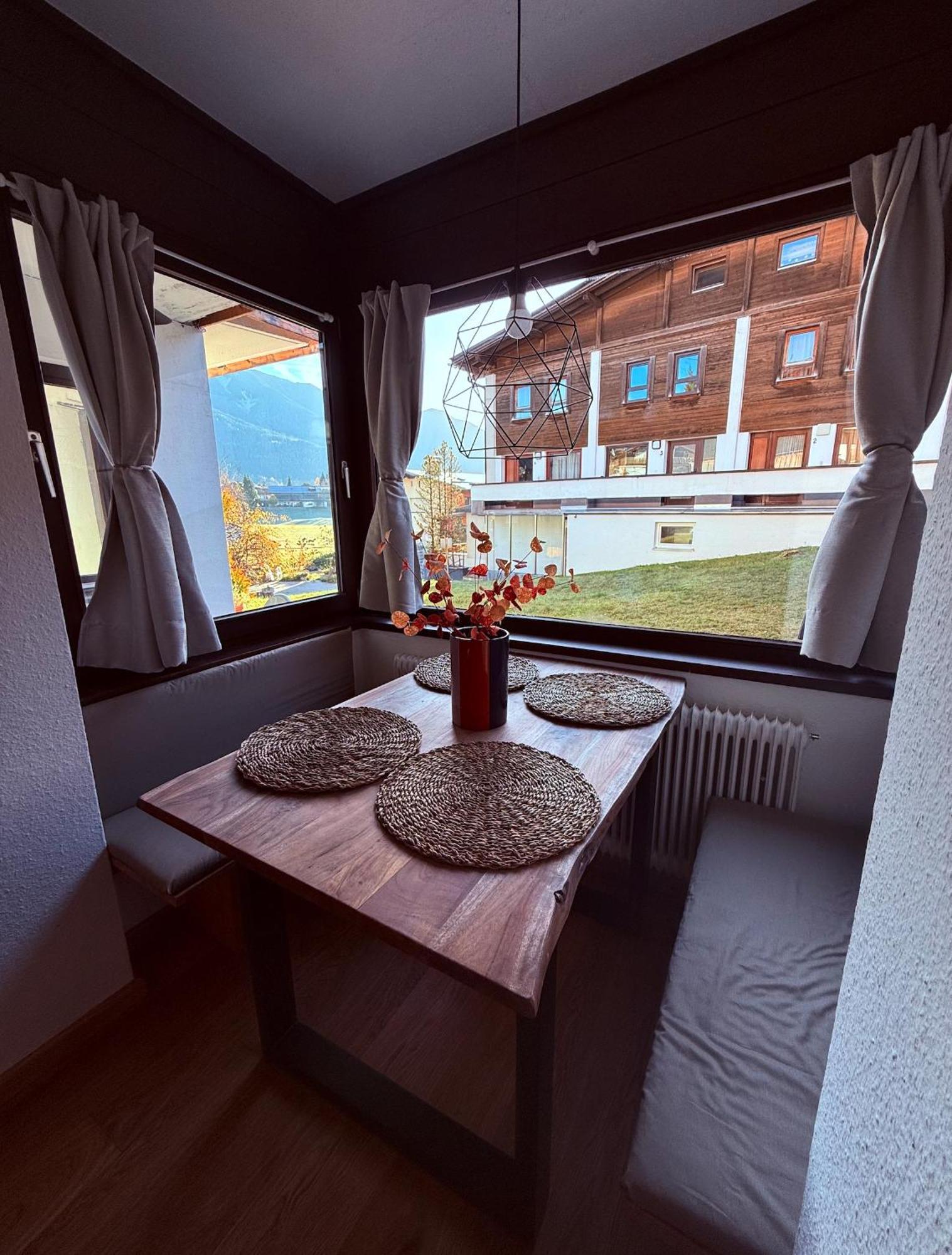 Gemuetliches Seefeld And Chill Calm Im Zentrum, Netflix & Wlan For Free!